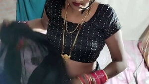 Indian XXX Desi video black saree blouse petticoat and panty